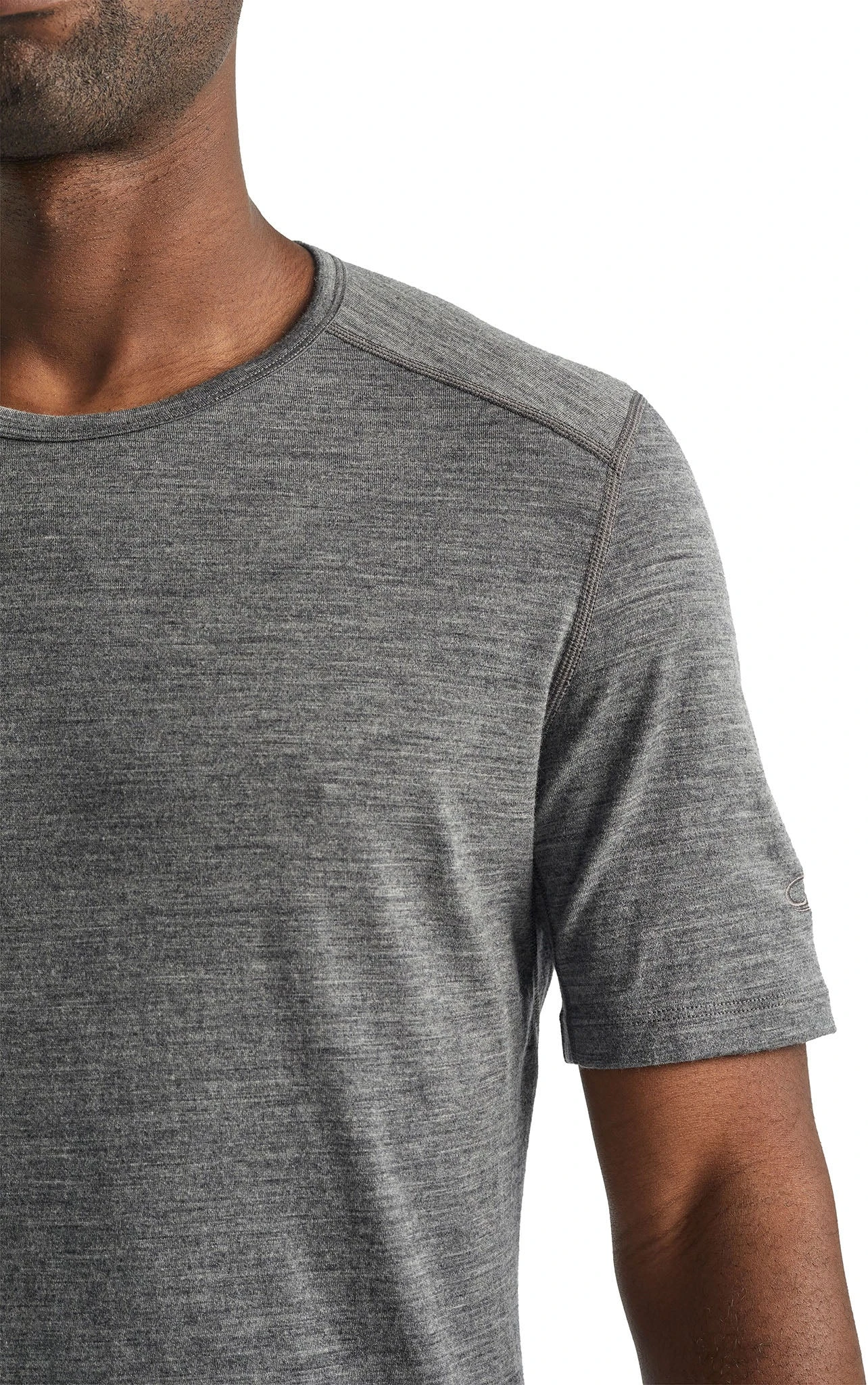 Haut Col Rond Isotherme Oasis Short Sleeve Crewe 200 En Mérinos|-|Icebreaker Men's Merino 200 Oasis Short Sleeve Crewe T-Shirt | Black | 100% Merino Wool - Image 13