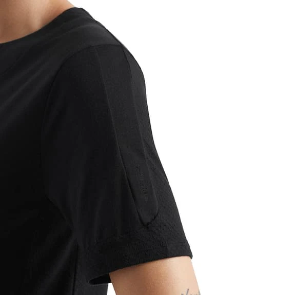 T-Shirt Icebreaker ZoneKnit Short Sleeve Black Women - Image 5